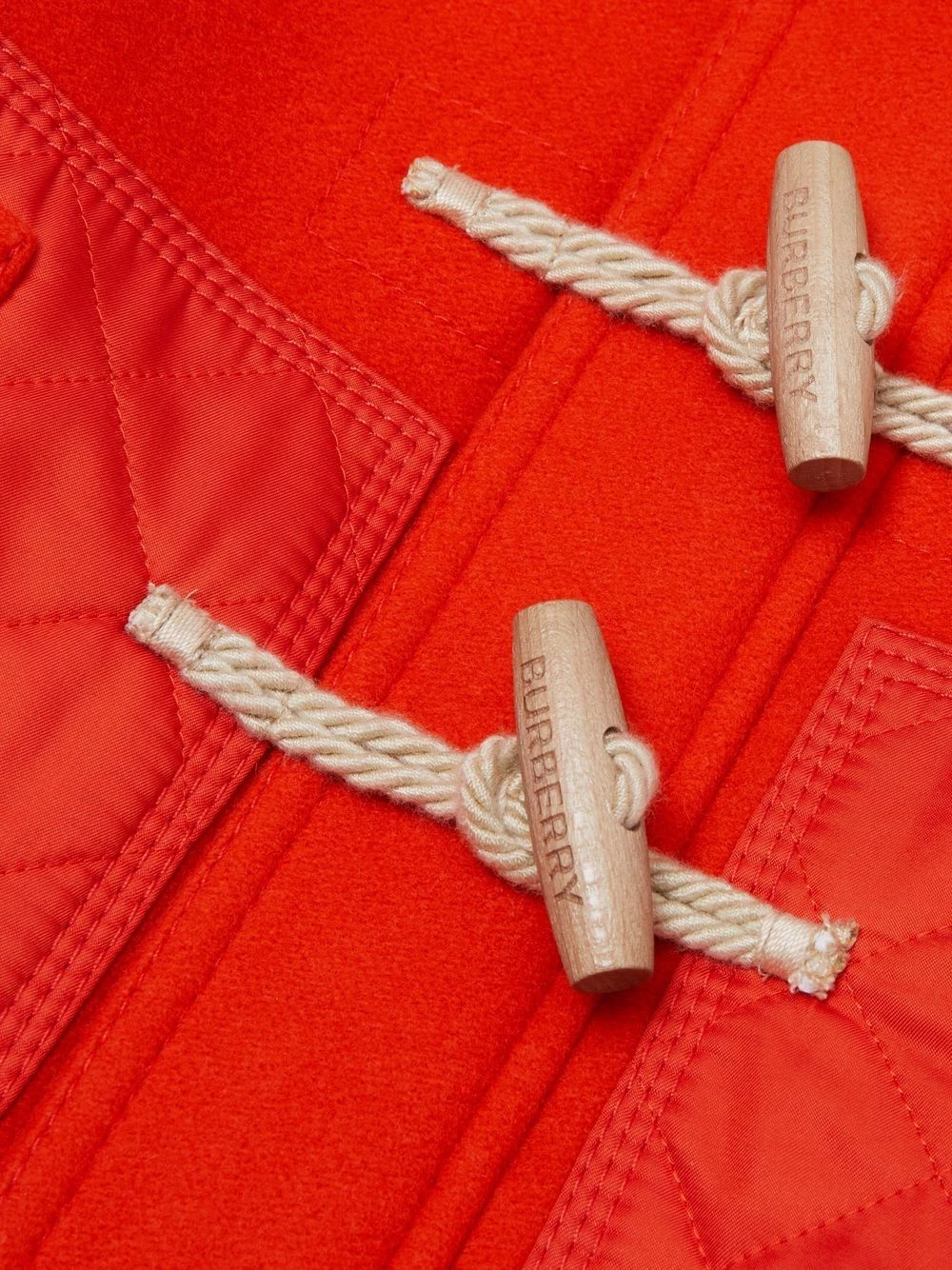 Børn Burberry Kids Diamant-quiltet Dufflecoat Med Panel 4 Børn Burberry Kids Diamant-quiltet Dufflecoat Med Panel - Image 4