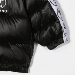 Børn Moschino Kids Jakke Med Hætte Og Logotryk 5 Børn Moschino Kids Jakke Med Hætte Og Logotryk -Stella shop 18540449 40580129 1000