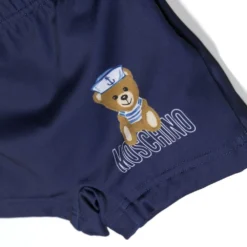 Børn Moschino Kids Badeshorts Med Bamsemotiv 5 Børn Moschino Kids Badeshorts Med Bamsemotiv -Stella shop 19374759 42668138 1000